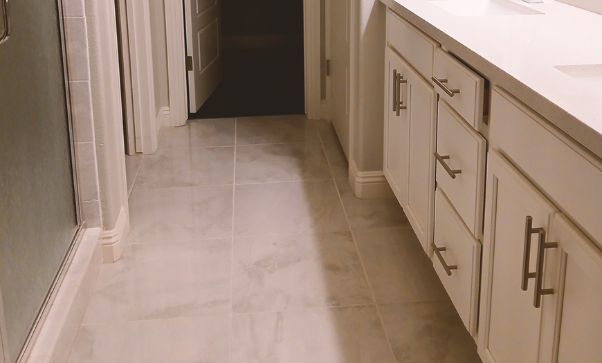 Image 13: Home Cleaning: 3–5 Hour Sessions or Half-Bath Deep Clean with Supplies