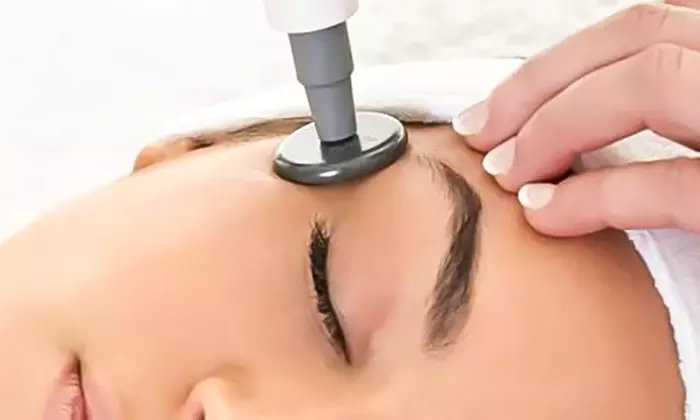 1 o 3 sesiones de radiofrecuencia facial/corporal Indiba con opción a presoterapia y electroestimulación al 54% - Primary Image