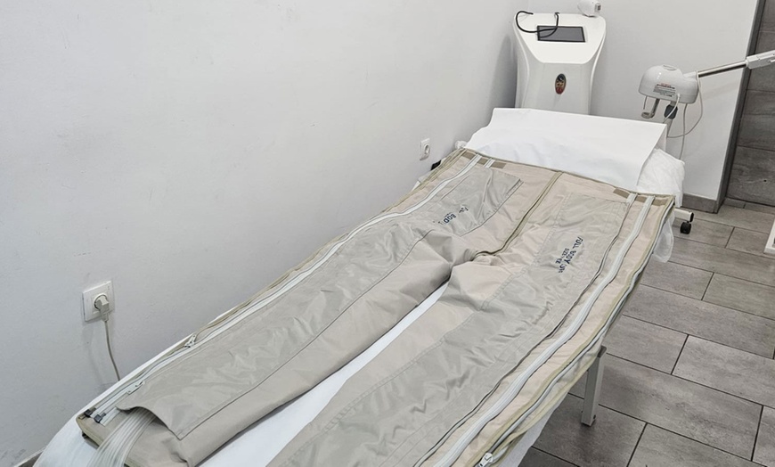 Image 2: 3 o 6 sesiones de tratamiento combo reductor y moldeador