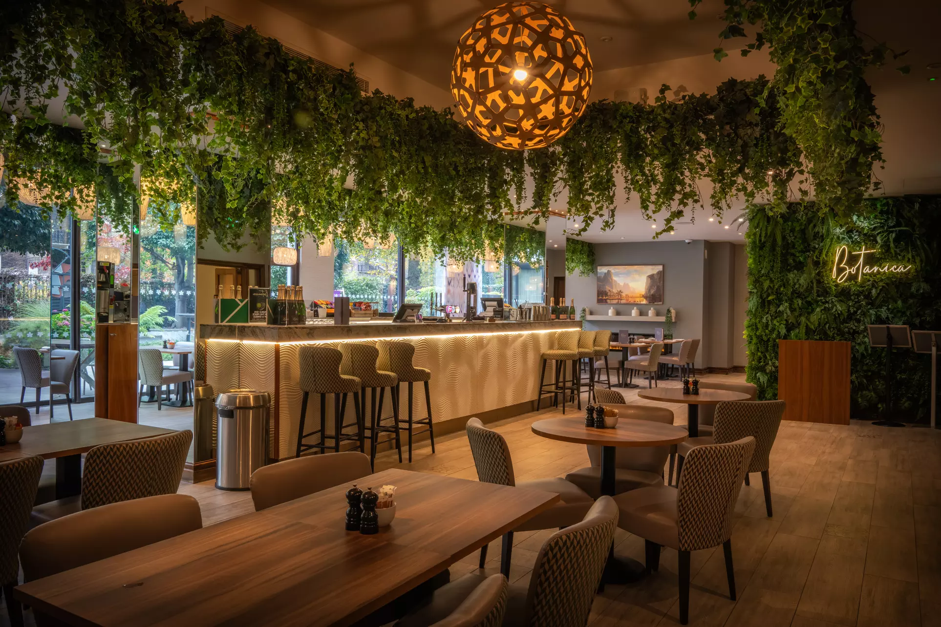 Enjoy Sparkling or Traditional Afternoon Tea for 2 or 4