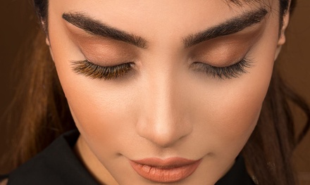 Extensiones de pestañas efecto volumen o natural - Musa and Glamour