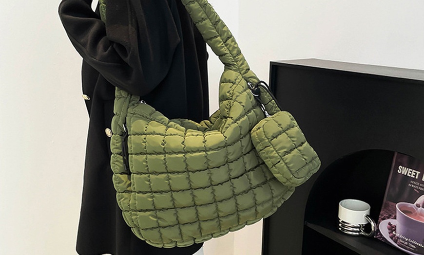 Image 6: Sac cabas matelassé pour femme