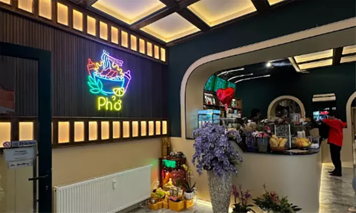 Dein vietnamesisches Wunschmenü: Vorspeise und Hauptgang nach Wahl für 1, 2 oder 4 Personen (bis zu 43% sparen) - Second Medium