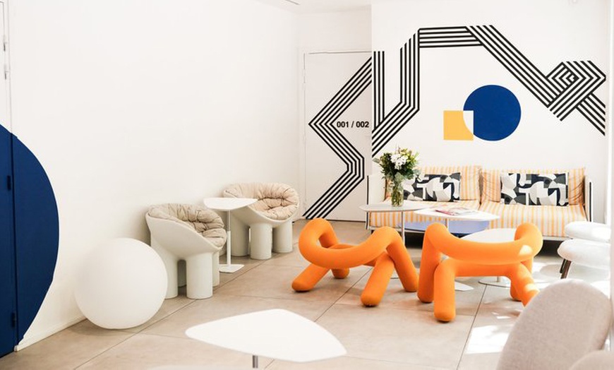 Image 2: Paris : chambre double avec petit-déjeuner, boisson et départ tardif