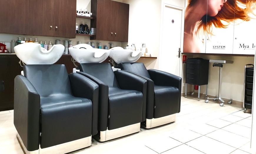 Image 2: Forfait coiffure avec Salon Mya Isaï Coiffure - Paris 18