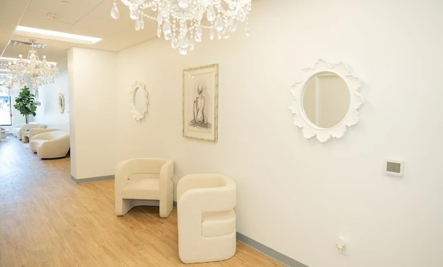 Image 7: Up to 47% Off on Injection - Botox