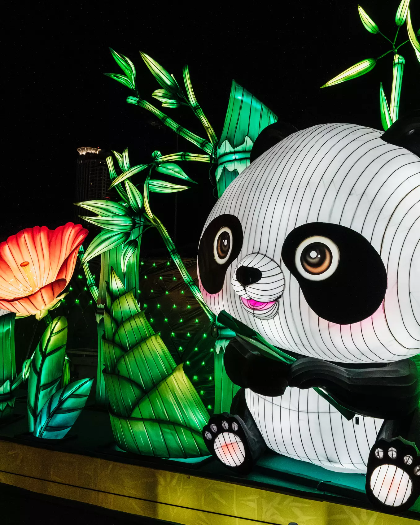 Explore GlowFest in Las Vegas w/ Unique Lights, Food Delights & Fun