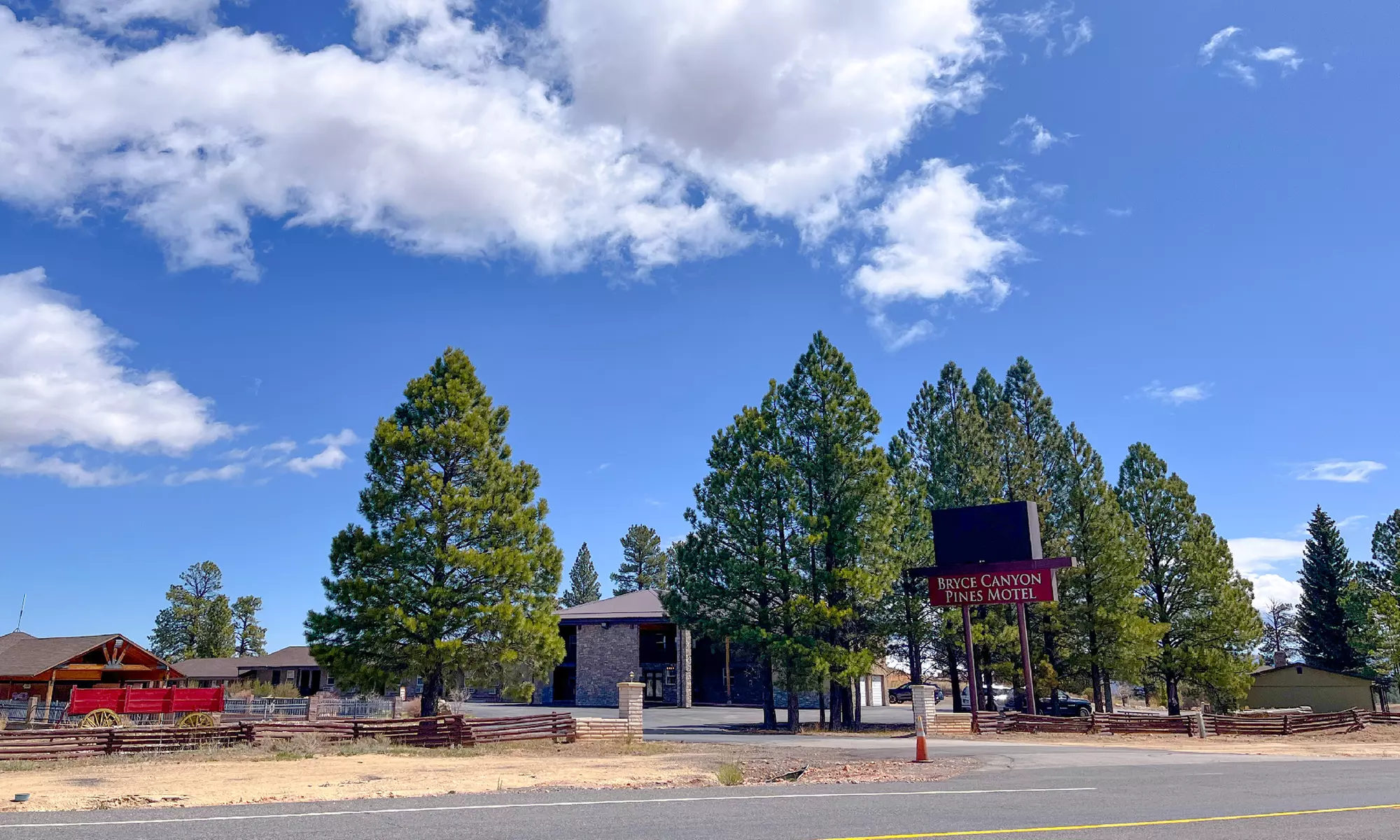 Stay with Home-Style Dining & Pool Access at Bryce Canyon Pines Lodge in Utah
