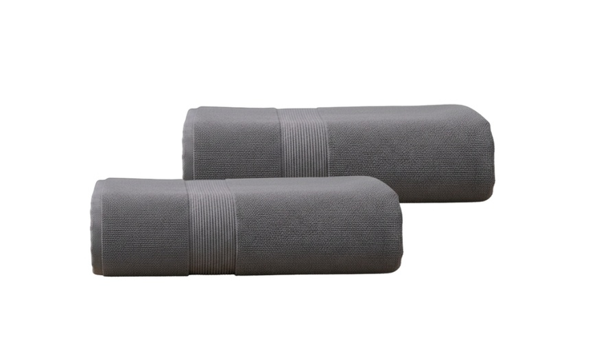 Image 2: Coppia di asciugamani e telo bagno in spugna 100% cotone di Pompea