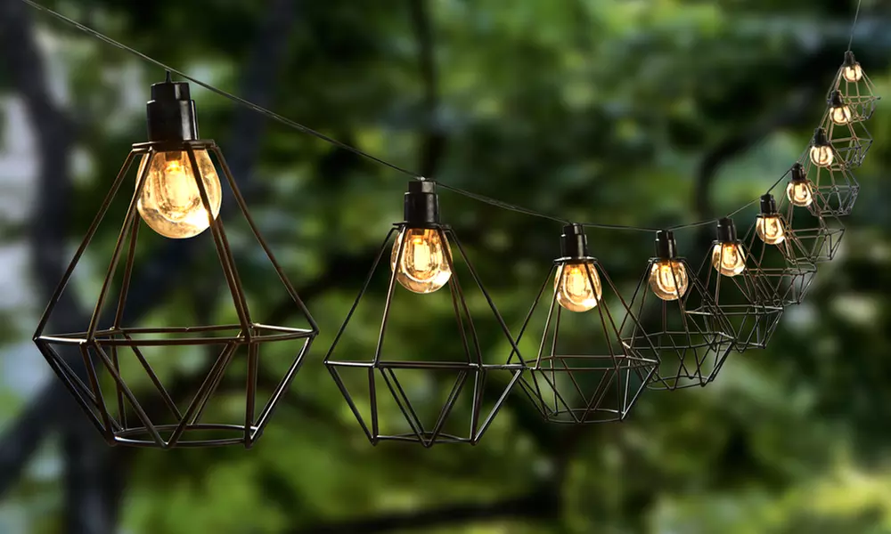 Set of Ten or Twenty Solar Cage Lantern String Lights from £12.98 (Up to 68% Off) - Image 3
