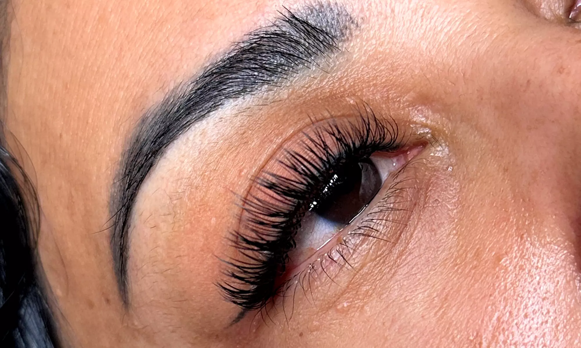 Eyelash Extensions - Classic, Hybrid, Voulme or Mega Volume Full Set