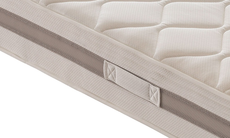 Image 3: Matelas "Sofia" à mousse à mémoire de forme 