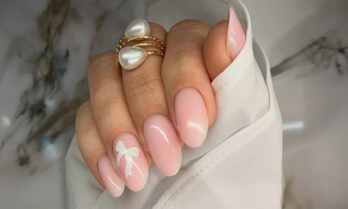 Long-Lasting Shellac or BIAB Manicure & Pedicure Sessions