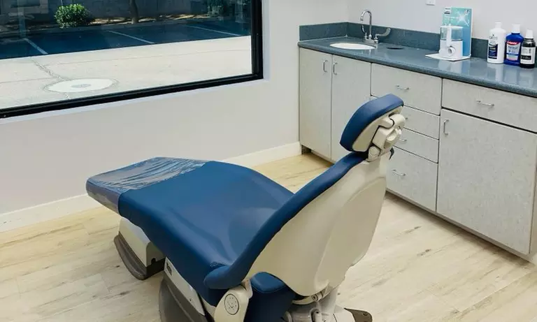 Get a Dental Exam, No Prep Veneer or Dental Implant Consultation