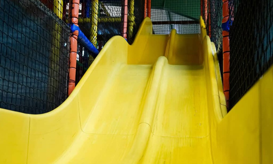 Image 14: Tageskarte für den Indoorspielpark Maxiland für 1-2 Erw- & 1-2 Kinder