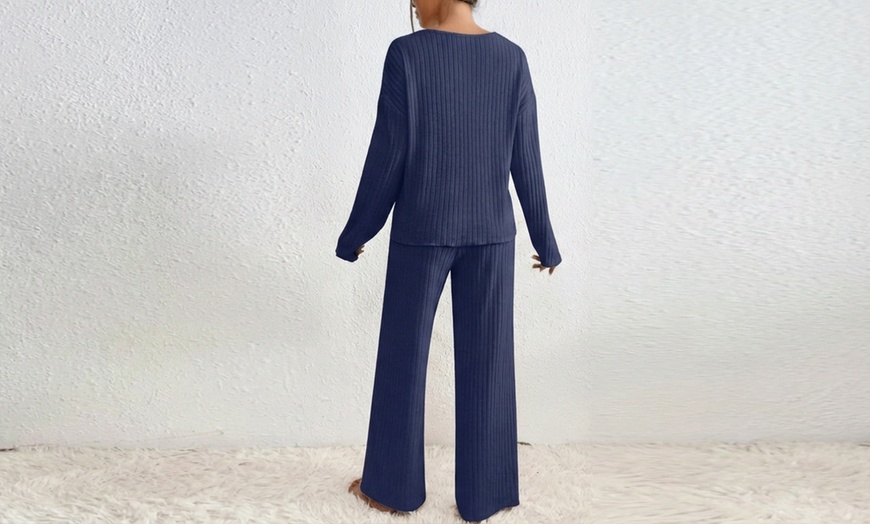 Image 12: Women’s V-neck Knitted Solid-colour Two-piece Set 