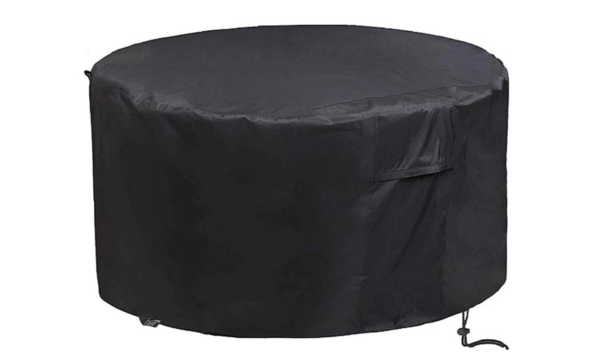Image 2: Round Water-Resistant Furniture Cover 
