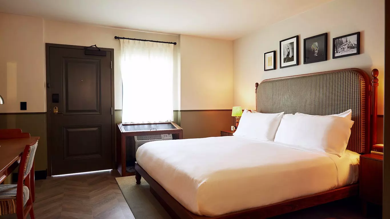 Member's Pricing: Cozy Escape Minutes from Tanglewood & Trails