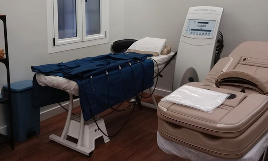 Image 4: Hasta 12 sesiones de tratamiento reductor con presoterapia y Ultratone