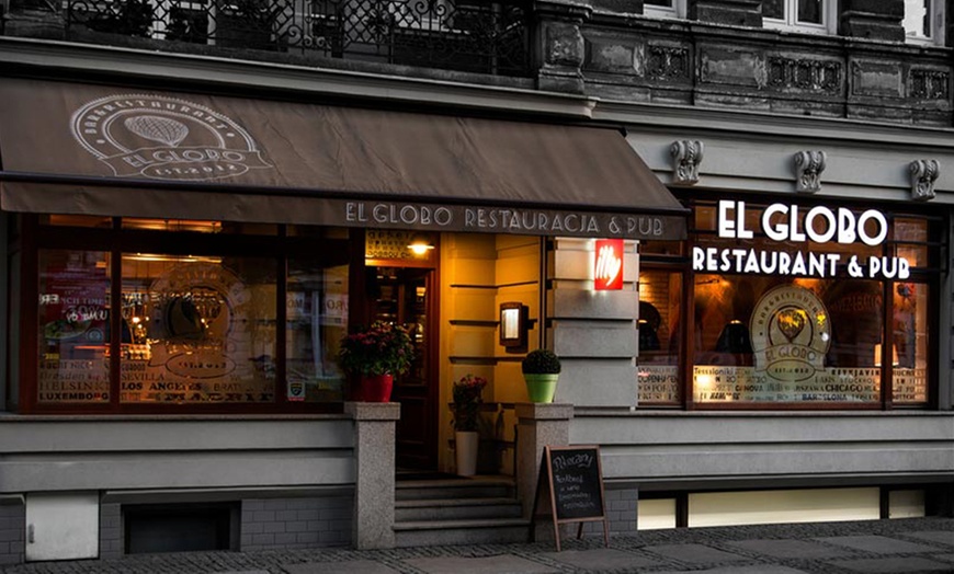 Image 5: Kuchnia francuska w El Globo Restaurant & Pub
