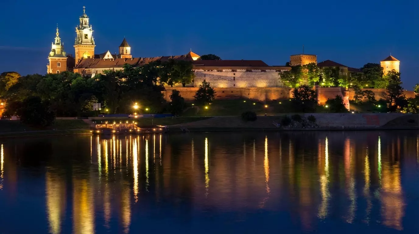 ✈ Krakow: 2, 3, Or 4 Nights with Stay and Flights