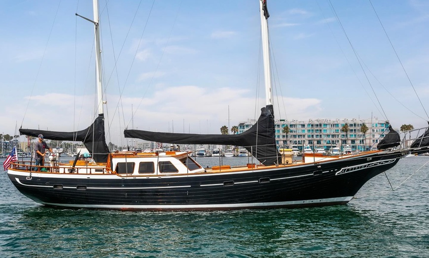 Image 5: Enjoy Vintage Sunset Boat Tours - Marina del Rey’s Ocean Getaway
