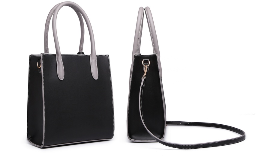 Image 4: Water-Resistant PU Leather Crossbody Handbag