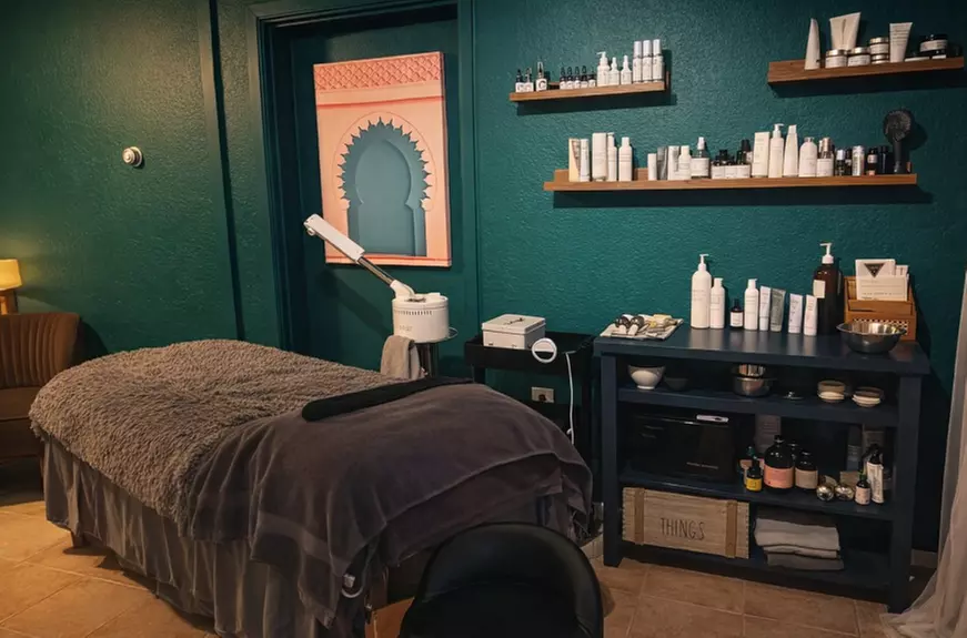 Relax with 60 Minute Signature Holistic Head Spa or a Couples Head Spa