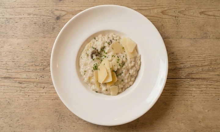 Menú Génova con entrante, principal, postre y bebida