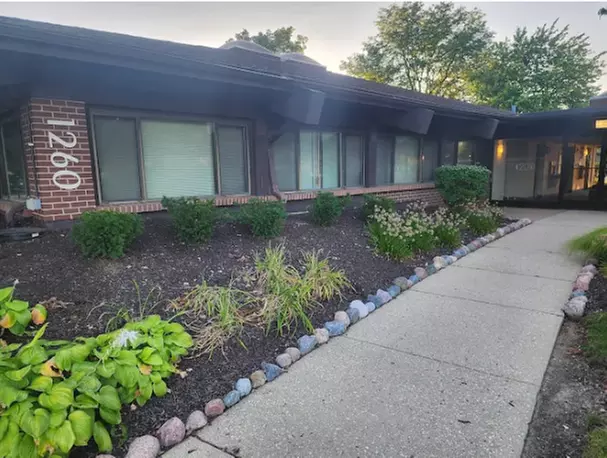 60 or 90-Minute Lymphatic Drainage Massage with Optional Essential Oil