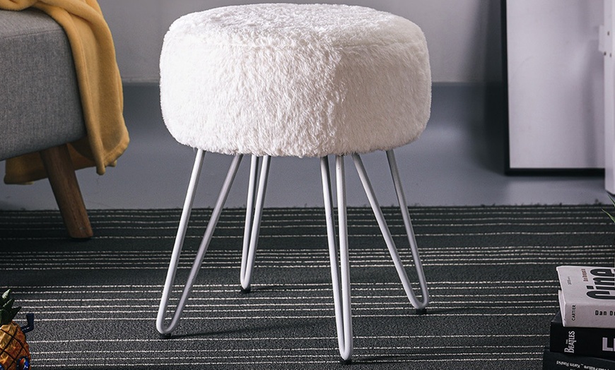 Image 5: Round Plush Vanity Stool with Metal Legs