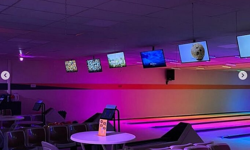 Image 5: Strike! 2 spellen bowlen mét lekkers en natuurlijk de tofste mensen 