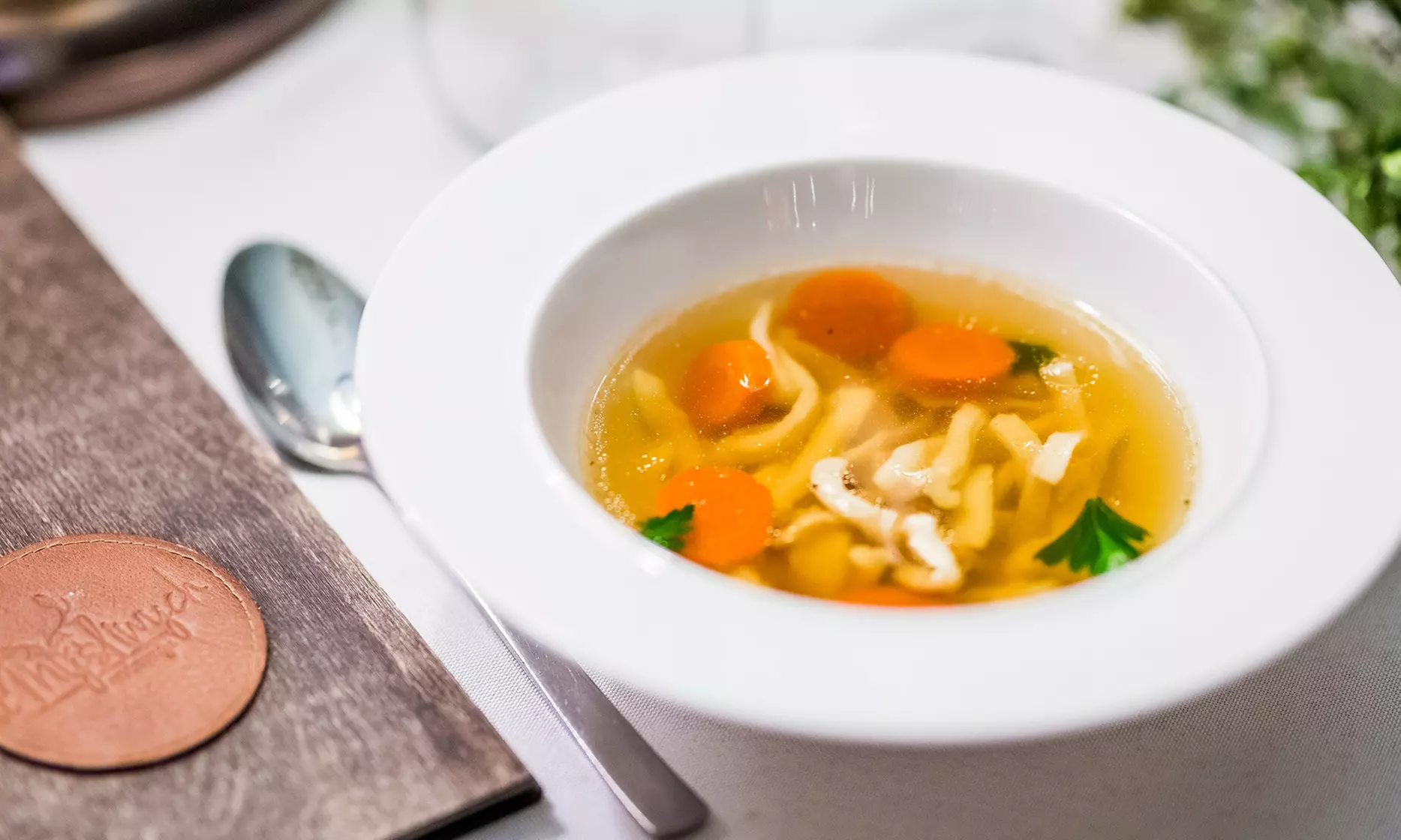 3-daniowa uczta dla dwojga w rustykalnym klimacie