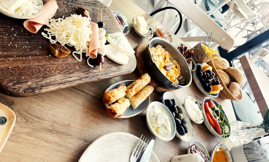 Image 7: Mediterranes Fischgericht nach Wahl für 1, 2 oder 4 Personen