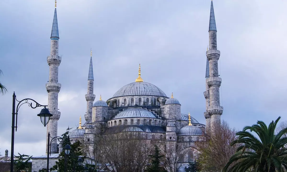 ✈ 5-Day Istanbul Vacation w/ Air from Worldee