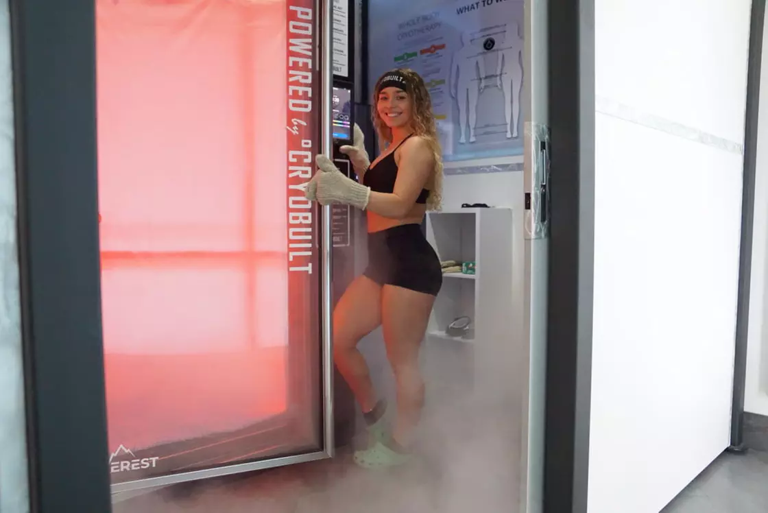 Cryotherapy: Enjoy One Month Unlimited, Single or Six Sessions