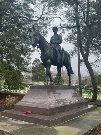 Guided Walking Tour of D.C. Memorials & Arlington Cemetery