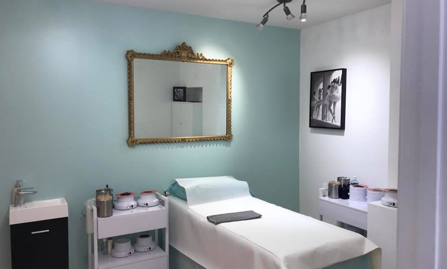 Image 2: Enhance with Full Brazilian Bikini Wax, & Eyebrow Wax/Threading