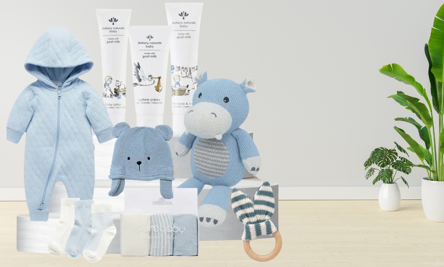 Image 4: Save Big: Spend $10 and Get 40% Off ANY Gift Hampers on Site