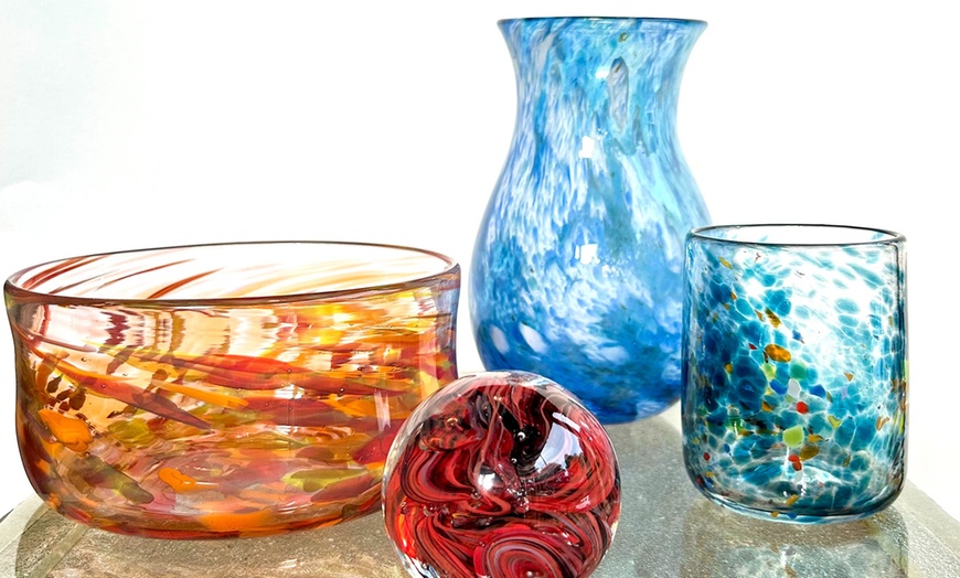 Image 2: Glassblowing: 5-Week Beginner Class or 3-Hour Workshop and More