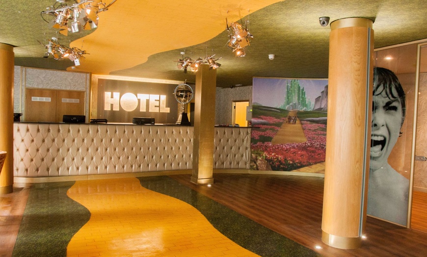 Image 5: Liverpool: Luxury Double Room with Jacuzzi, Prosecco, & Late Checkout