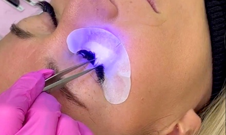 UV LED Classic Full Set Eyelash Extensions - Glo Me Esthetics
