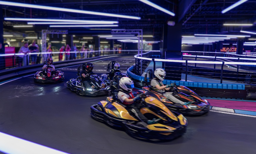 Image 2: Gokarty na dachu Galerii Posnania – karting dla dzieci i dorosłych