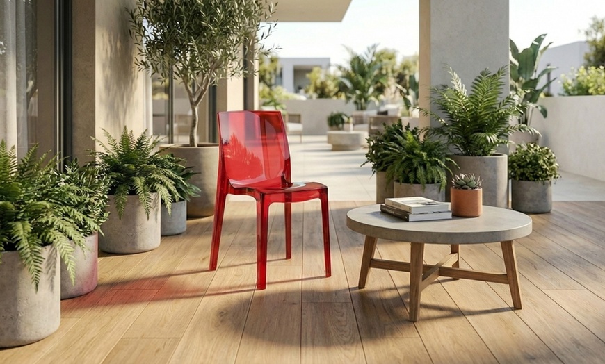 Image 3: Chaise empilable "Jewel" par Weber Industries