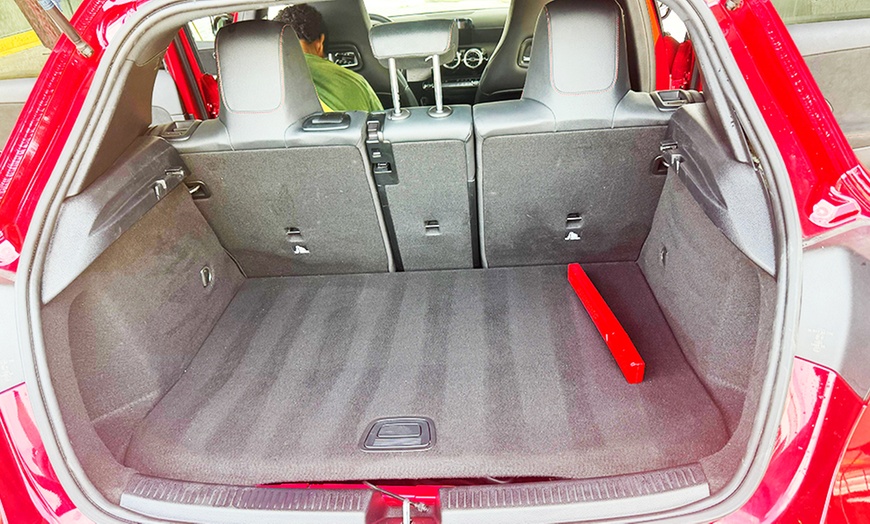 Image 10: 1, 2 o 4 lavados para coche con opción a tratamiento hidrofóbico y más