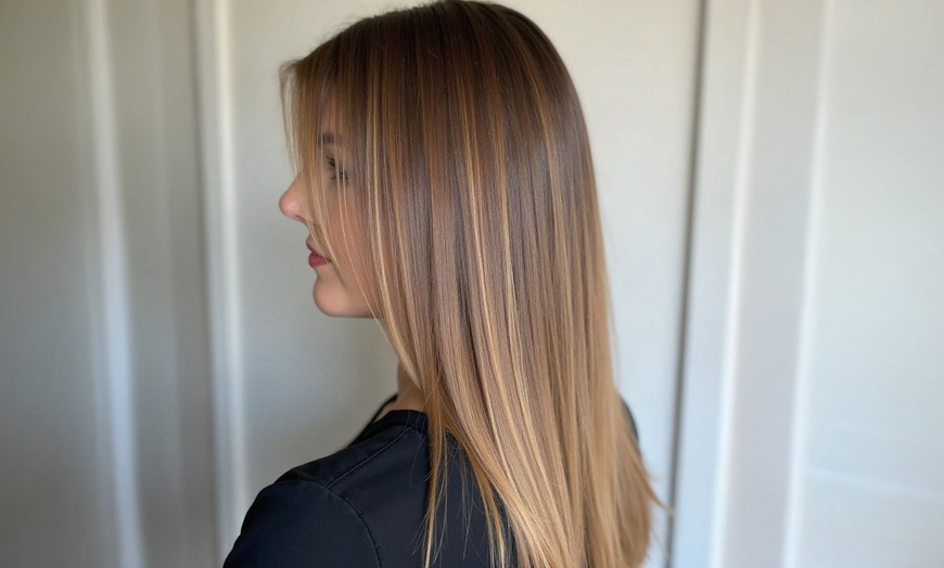 Image 4: Micro Bead I-Tips and Tape Hair Extensions with Style Cut and Blend