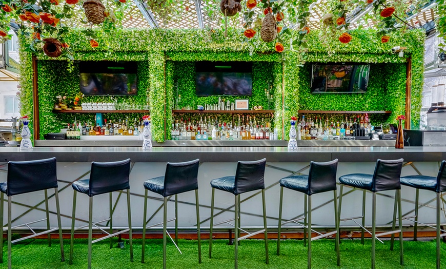 Image 10: Experience Rooftop Dining with Bottomless Brunch for 2 or 4 People
