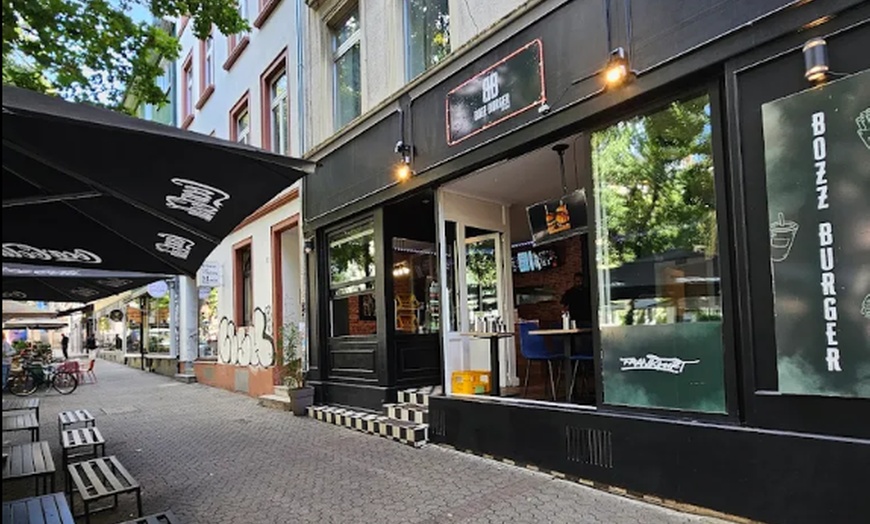 Image 7: Burger mit Pommes & Krautsalat für 1 - 4 Personen