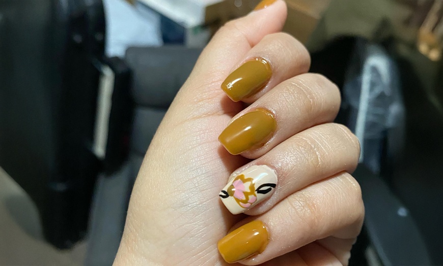 Image 2: Nail Extensions (Acrylic Nails, Gel Nails, Nail Tips) or Nail Art 
