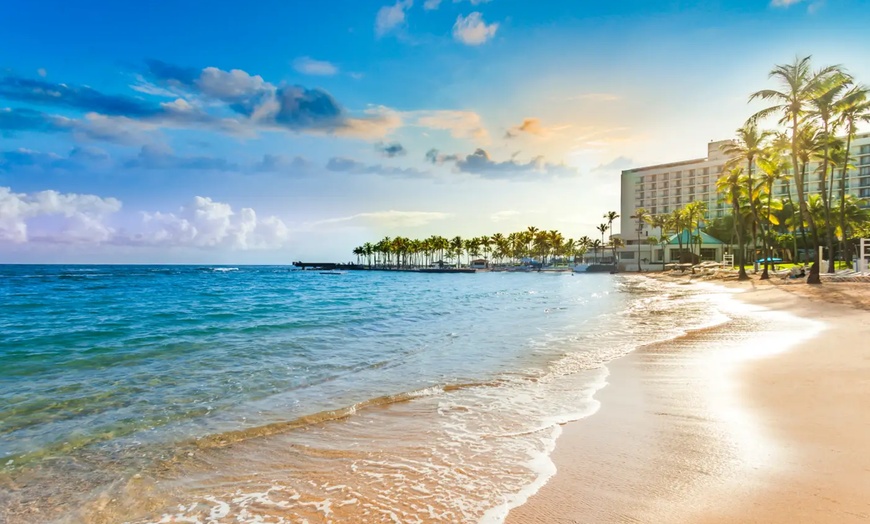 Image 15: ✈ 4-Day Puerto Rico Vacation at Caribe Hilton w/ Air & F&B Credit